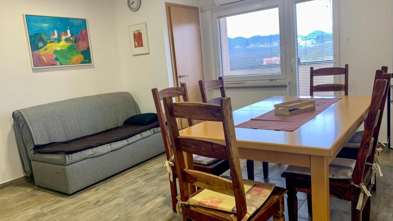 Holiday House Zlacka Gorca Pristava pri Mestinju 外观 照片