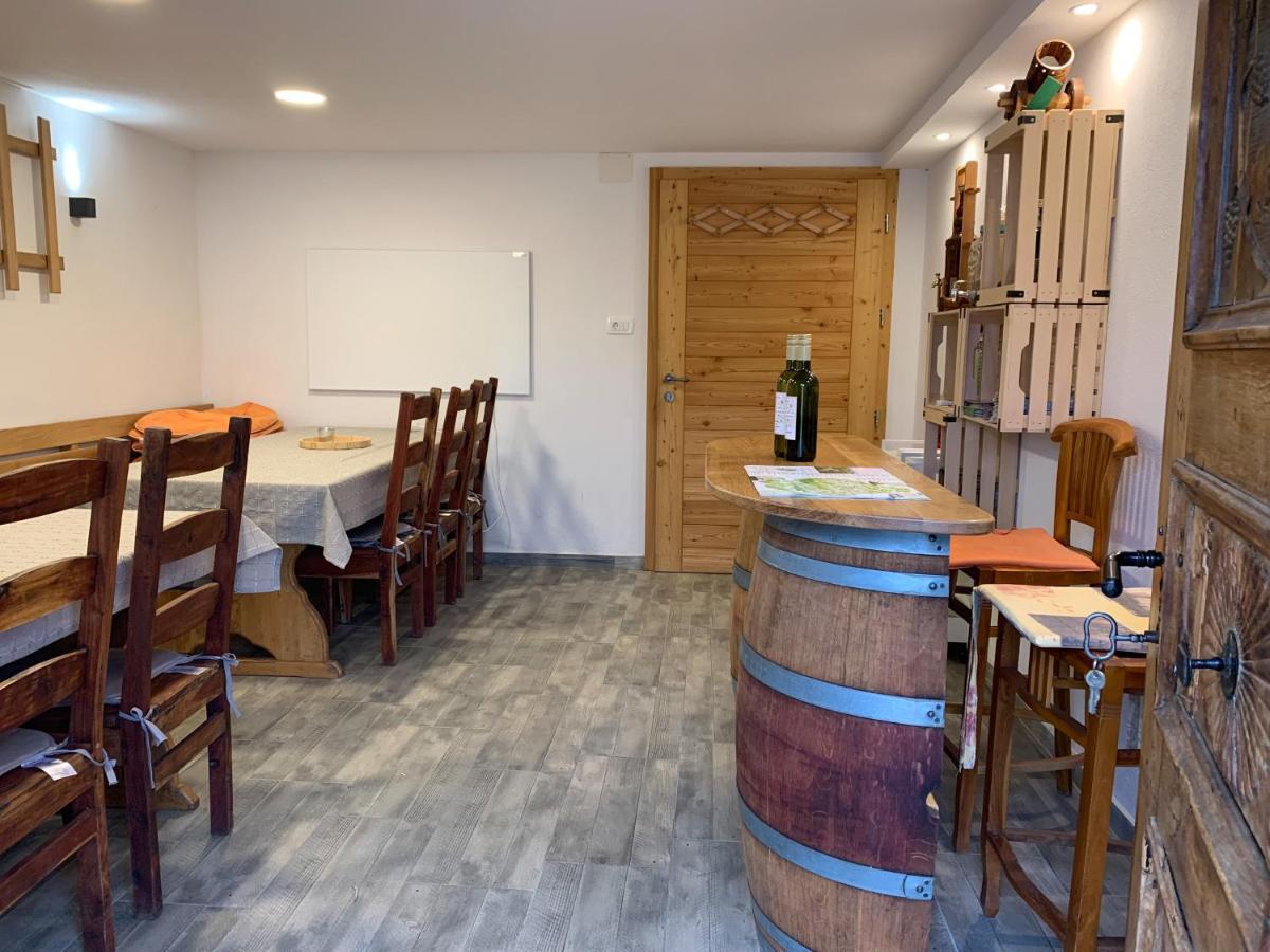 Holiday House Zlacka Gorca Pristava pri Mestinju 外观 照片